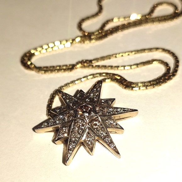 H. Stern 18K Gold Diamond Star Pendant With Yellow Gold Chain Necklace - Picture 7 of 16